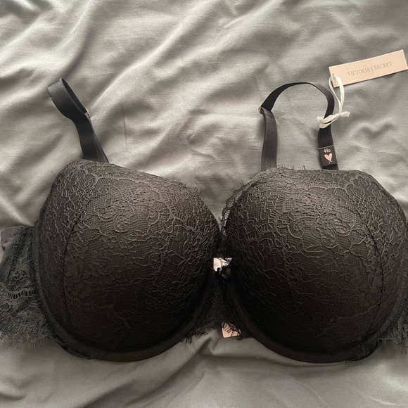 Victoria’s Secret Lightly-Lined Full Coverage Lace Bra, Colour: Black, Size: 44D - Picture 2 of 4